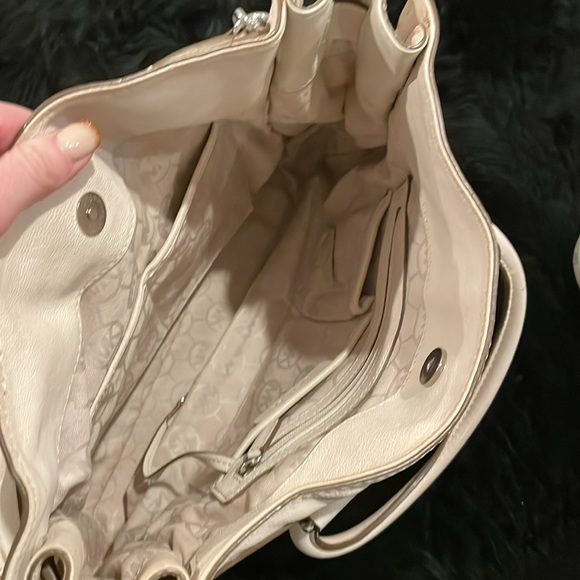 Michael Kors Hamilton Vanilla bag - Picture 10 of 16